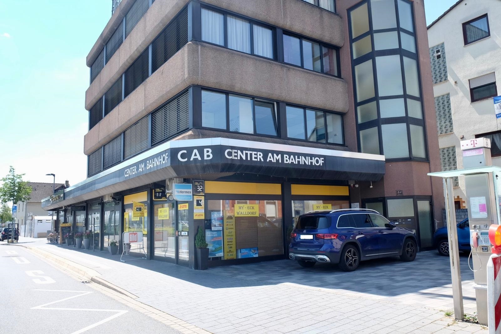 Zahnarztpraxis_im_Center-am-Banhhof-Eingang